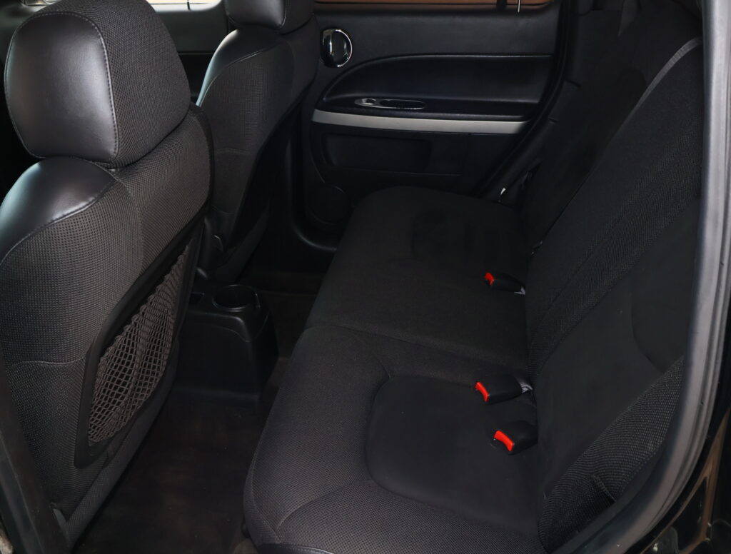 2010 BLACK CHEVROLET HHR EXT SPORTS VAN