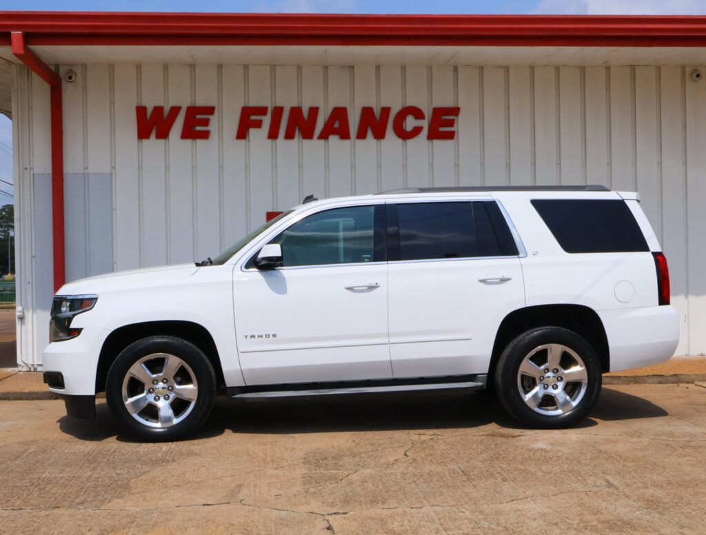 2015 WHITE CHEVROLET TAHOE SUV 4-DR