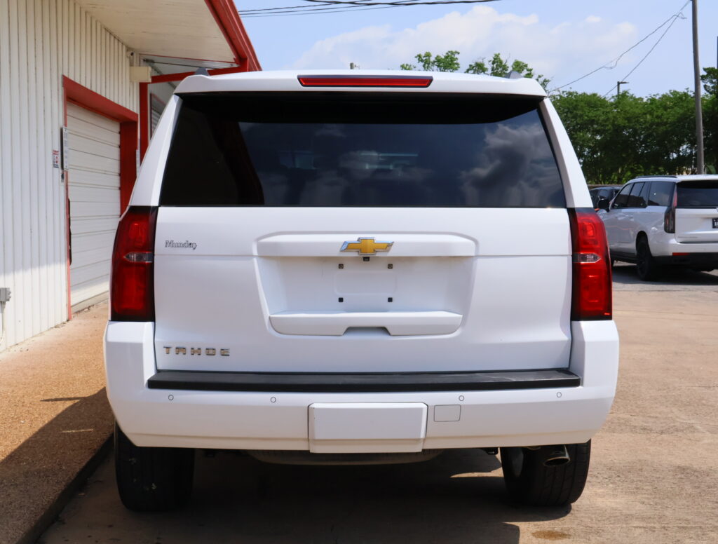 2015 WHITE CHEVROLET TAHOE SUV 4-DR