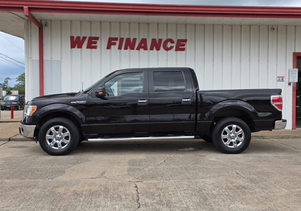 2013 BLACK FORD F-150 CREW CAB PICKUP 4-DR