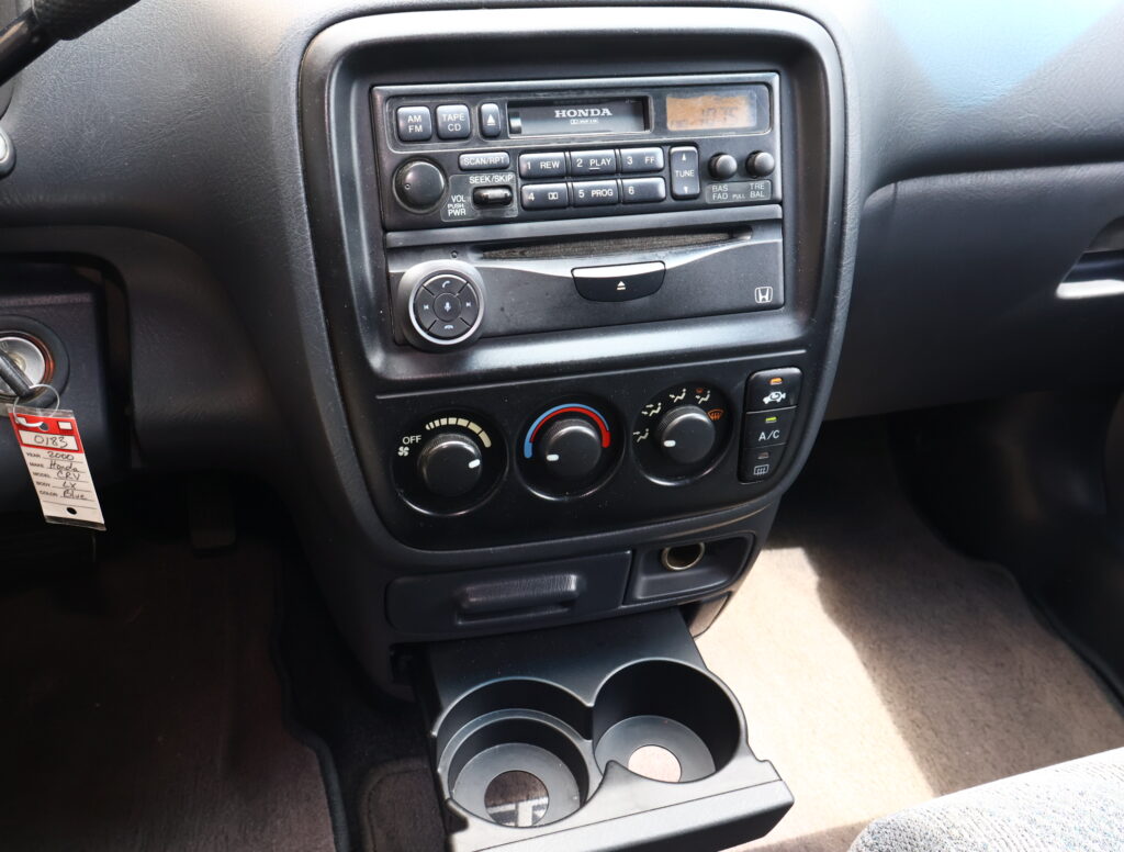2000 BLUE HONDA CR-V SUV 4-DR