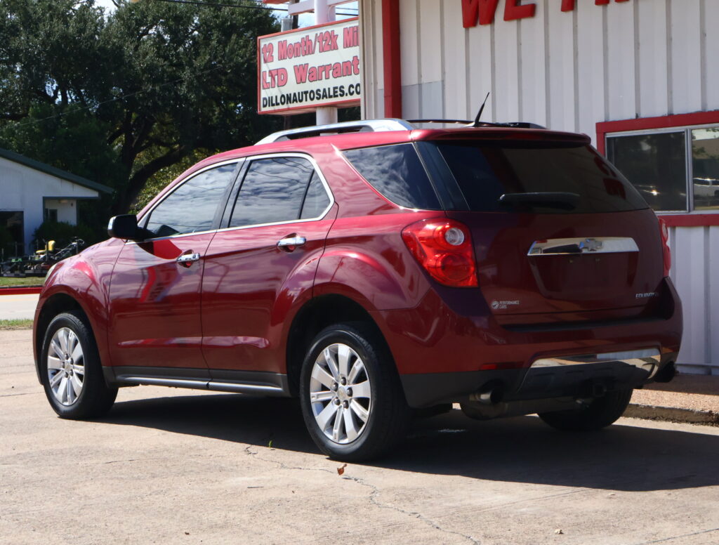 2011 MAROON CHEVROLET EQUINOX SUV 4-DR