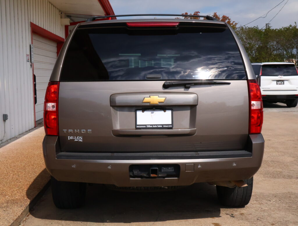 2013 BEIGE CHEVROLET TAHOE SUV 4-DR