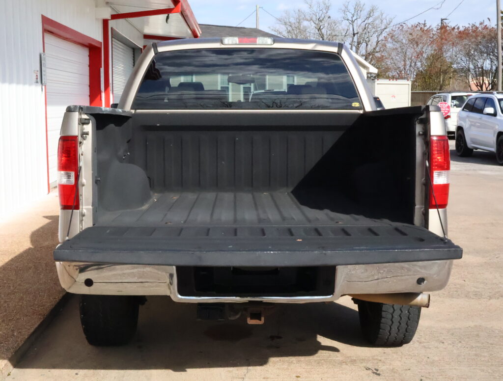 2004 GOLD FORD F-150 CREW CAB PICKUP 4-DR