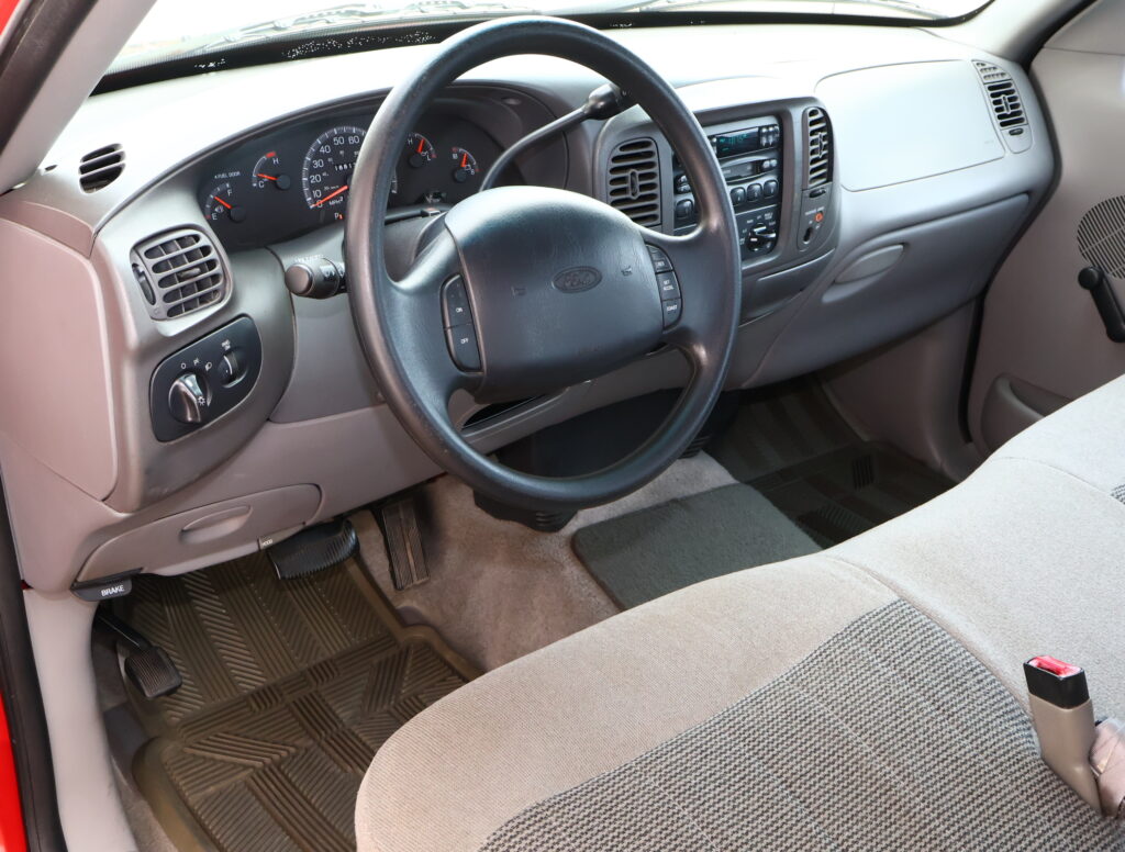 1997 RED FORD F-150 EXT CAB PICKUP 3-DR