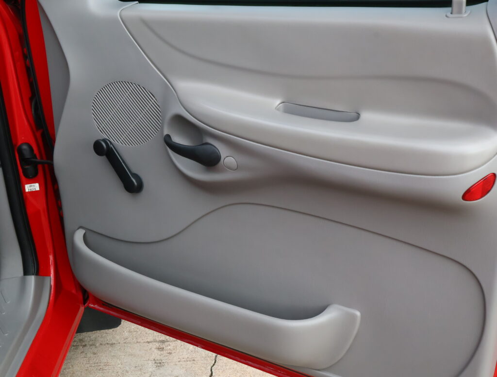 1997 RED FORD F-150 EXT CAB PICKUP 3-DR