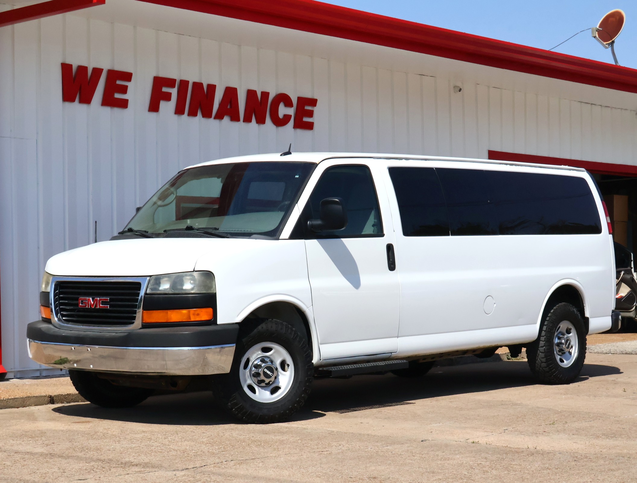 2014 GMC Savana 3500 LS Ext WB's photo