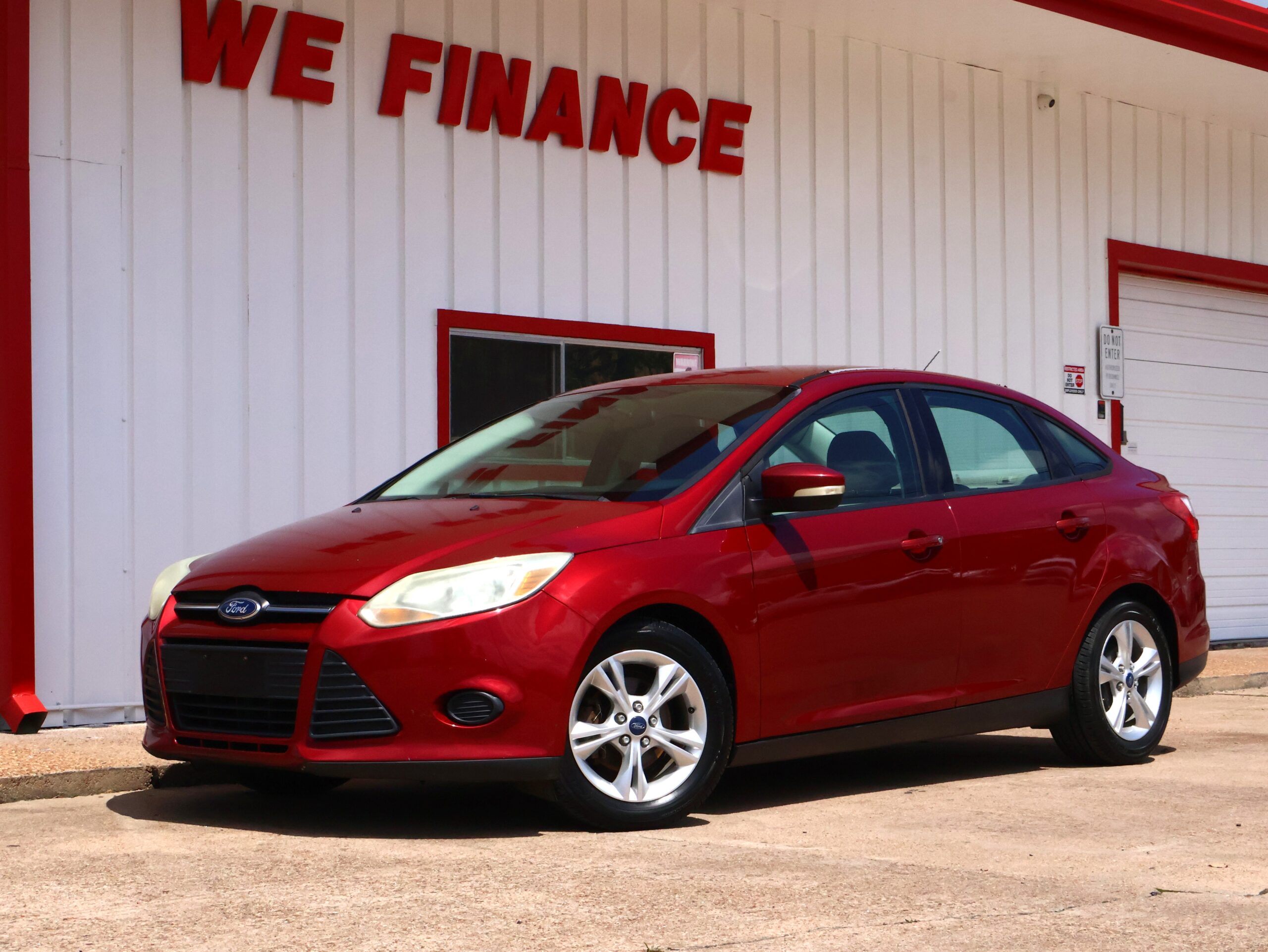 2014 Ford Focus Sedan SE's photo