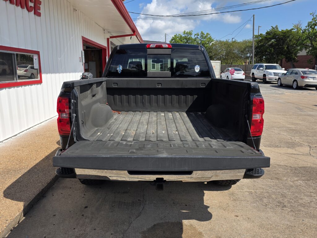 2018 BLACK CHEVROLET SILVERADO 1500 CREW CAB PICKUP 4-DR
