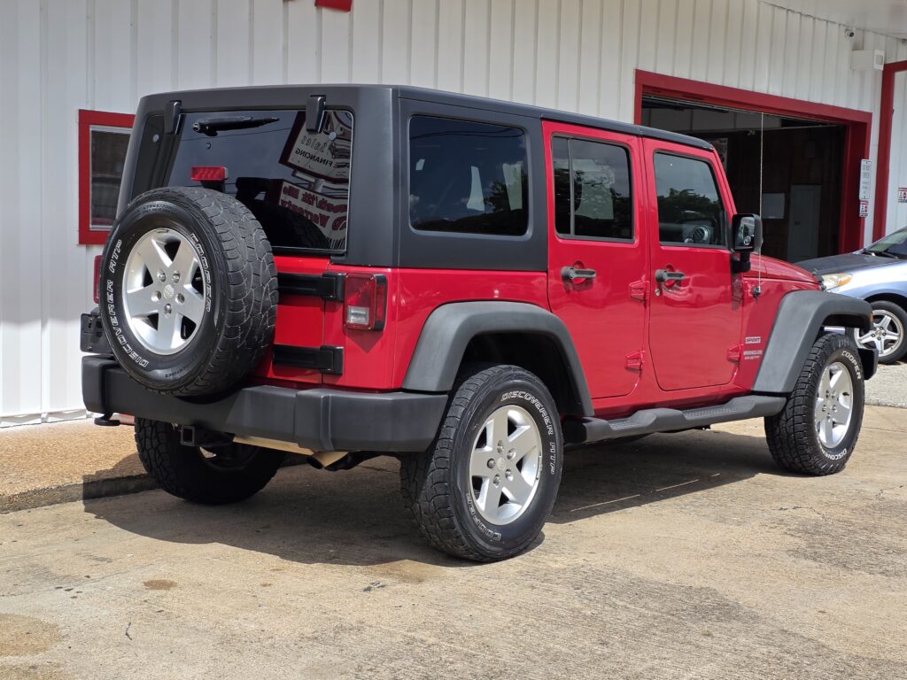 2011 RED JEEP WRANGLER SUV 4-DR
